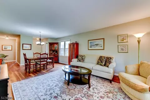 11 Park Edge, Berkeley Heights, NJ 07922