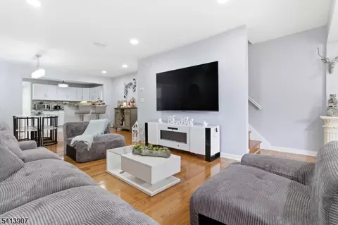 32 Cedar Ave, Elizabeth, NJ 07202