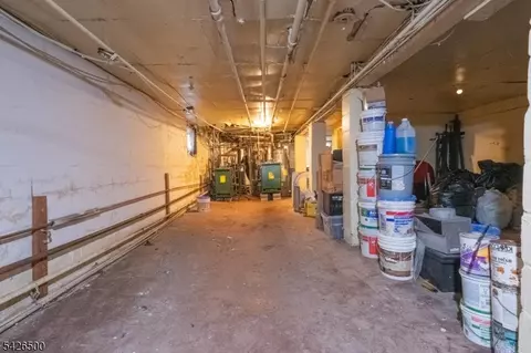 Entry Way - 38 Eckert Ave, Newark, NJ 07112 photo 13 of 15