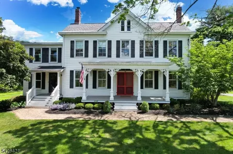 286 Harlingen Rd, Belle Mead, NJ 08502