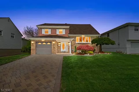 425 Victor St, Saddle Brook, NJ 07663