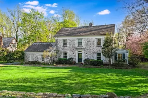 40 Spring Brook Rd, Morristown, NJ 07960