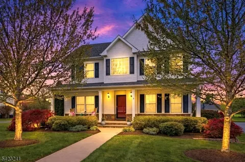 5 Jurgensen Rd, Stockton, NJ 08559