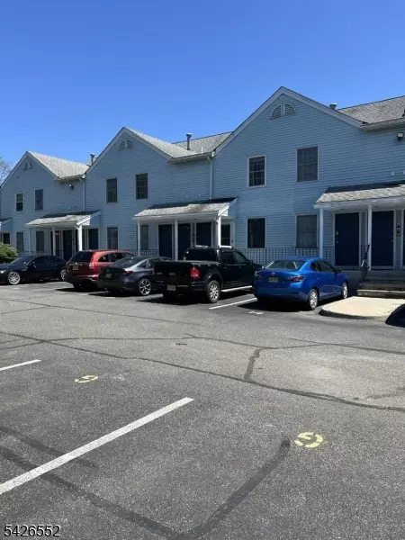 13 Oak St, Rockaway, NJ 07866