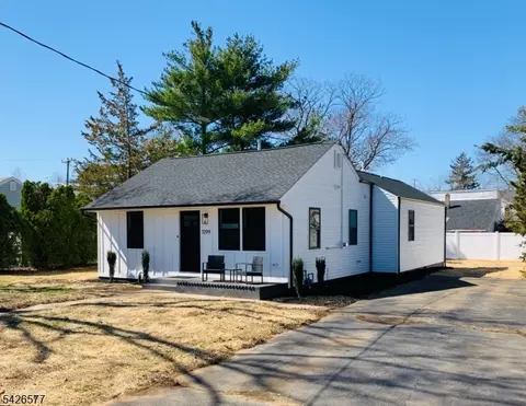 1299 Englishtown Rd, Old Bridge, NJ 08857