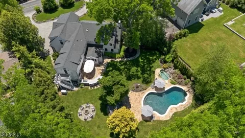379 White Oak Ridge Rd, Short Hills, NJ 07078