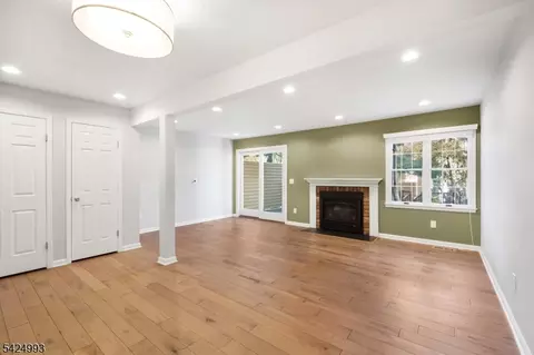 90 Stone Run Rd, Bedminster, NJ 07921 photo 8