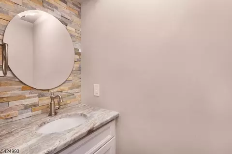 90 Stone Run Rd, Bedminster, NJ 07921 photo 14