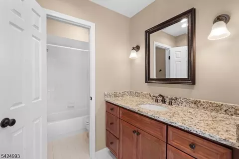 90 Stone Run Rd, Bedminster, NJ 07921 photo 23