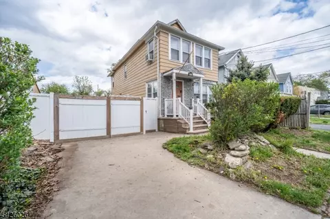 813-17 George St, Plainfield, NJ 07062