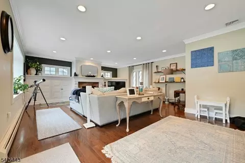 285 Plainfield Ave, Berkeley Heights, NJ 07922 photo 6