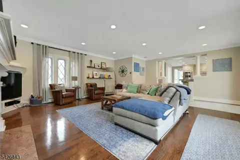 285 Plainfield Ave, Berkeley Heights, NJ 07922 photo 7