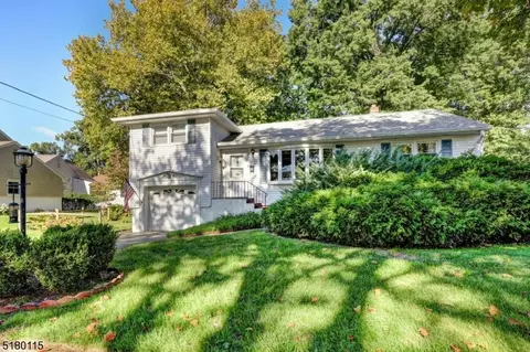 52 Otoole St, Westwood, NJ 07675