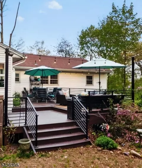 7 Squire Ln, Wayne, NJ 07470 photo 37