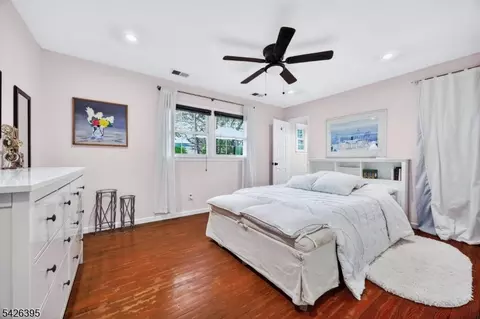 7 Squire Ln, Wayne, NJ 07470 photo 22