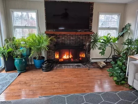 7 Squire Ln, Wayne, NJ 07470 photo 21
