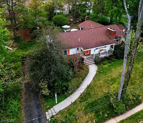 7 Squire Ln, Wayne, NJ 07470 photo 6