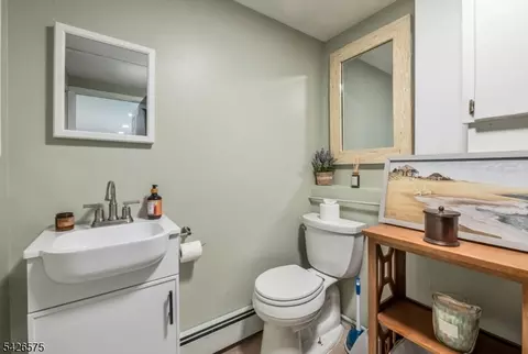 440 Yuhas Dr, Paramus, NJ 07652 photo 21