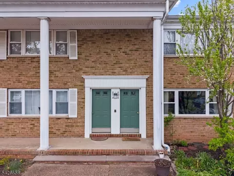 44 Judson St, Edison, NJ 08837