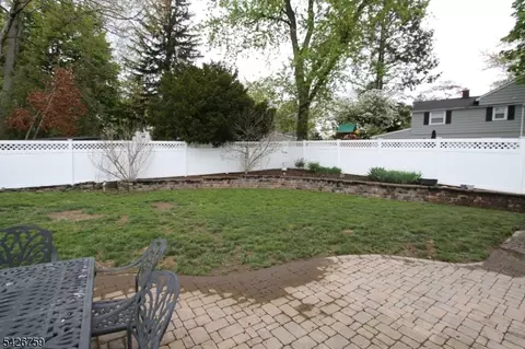 7 Stuart St, Waldwick, NJ 07463 photo 43
