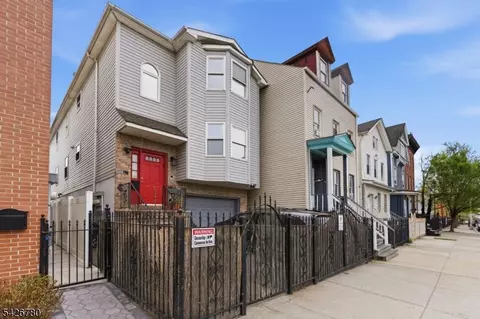 286 Mayor Gibson, Newark, NJ 07104