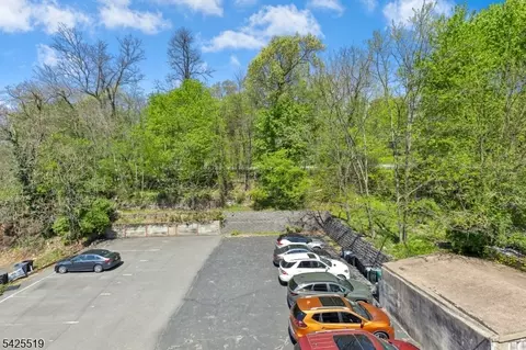 22 Orchard St, Summit, NJ 07901 photo 25