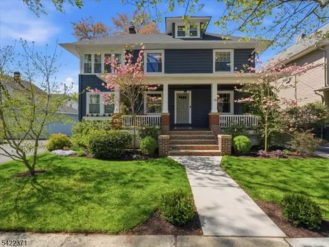 14 Evergreen Ave, Bloomfield, NJ 07003