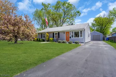 56 Adamsville Rd, Bridgewater, NJ 08807