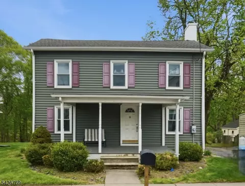 21 Beaver Ave, Annandale, NJ 08801