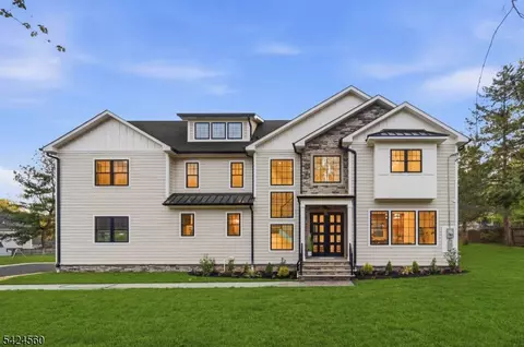 1284 Woodside Rd, Scotch Plains, NJ 07076