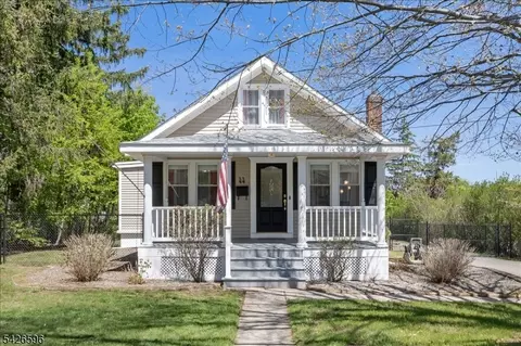 44 Maple Ave, Flemington, NJ 08822 photo 2