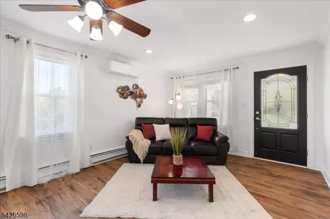 44 Maple Ave, Flemington, NJ 08822 photo 6