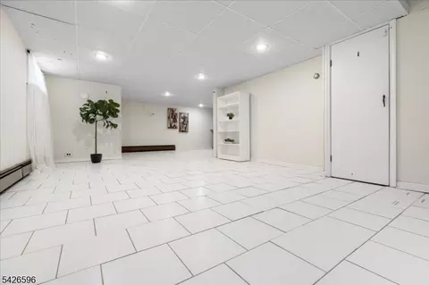 44 Maple Ave, Flemington, NJ 08822 photo 20