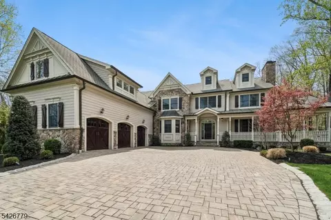 20 Pheasant Ln, Scotch Plains, NJ 07076