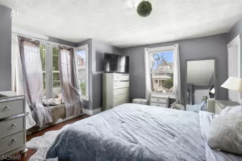 129 Greenwood Ave, East Orange, NJ 07017