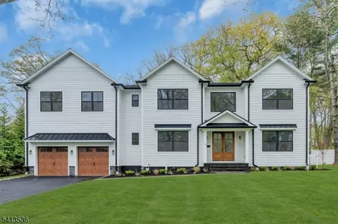 34 Townsend Dr, Florham Park, NJ 07932