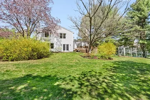 10 Babbitt Rd, Mendham, NJ 07945 photo 2