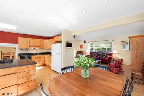 10 Babbitt Rd, Mendham, NJ 07945 photo 6