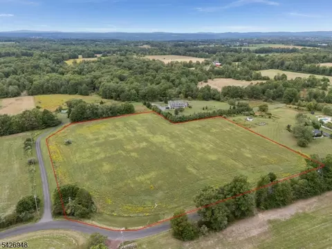 130 Fitzer Rd, Kingwood Twp, NJ 08825