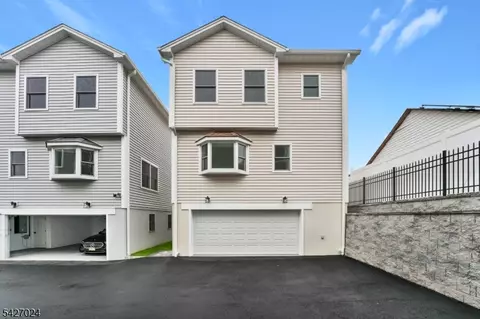 182 A East 25th St, Paterson, NJ 07514