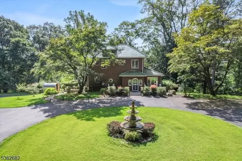 761 Backhus Estate Rd, Glen Gardner, NJ 08826