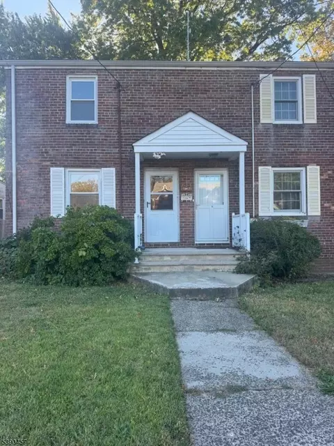 374 Raleigh Rd, Rahway, NJ 07065
