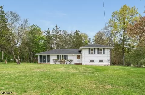456 Bayberry Rd, Bridgewater, NJ 08807
