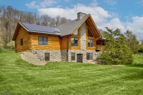 155 Wintermute Rd, Newton, NJ 07860