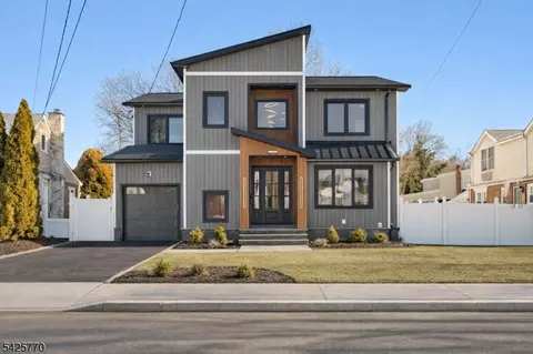 12-41 Western Dr, Fair Lawn, NJ 07410