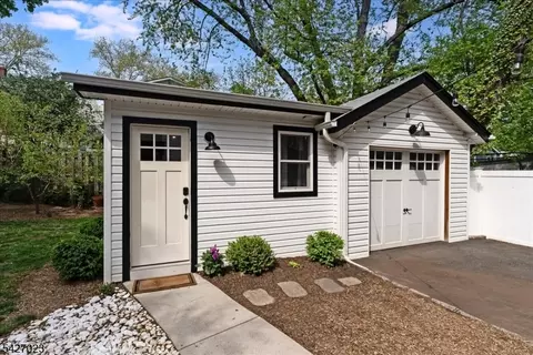 19 Willowmere Ave, Montclair, NJ 07042 photo 38