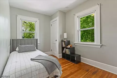19 Willowmere Ave, Montclair, NJ 07042 photo 22