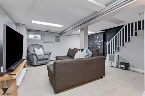 19 Willowmere Ave, Montclair, NJ 07042 photo 25