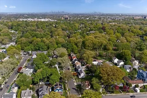 19 Willowmere Ave, Montclair, NJ 07042 photo 49