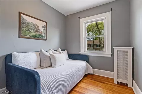 19 Willowmere Ave, Montclair, NJ 07042 photo 23